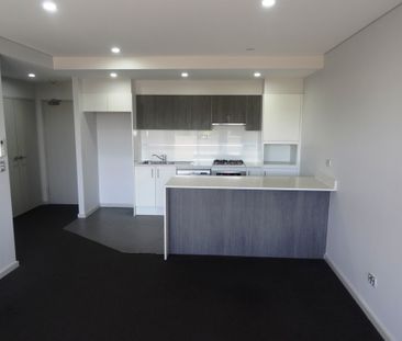 North-Facing Two-Bedroom Apartment - Photo 3