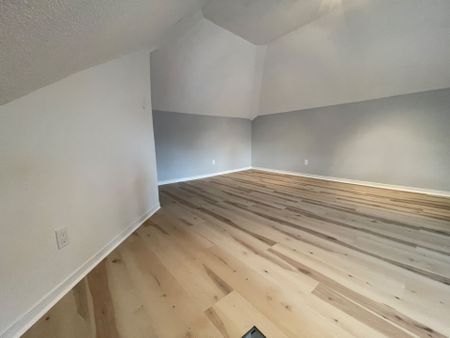 For Lease - 442 Midland Avenue, Midland, Ontario - Photo 2