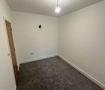 1 Bed Flat, Great Knollys Street, RG1 - Photo 1