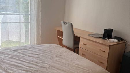 METZ QUEULEU - STUDIO MEUBLE - RESIDENCE DE SERVICES - Photo 3