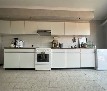 Appartement te huur - Photo 1