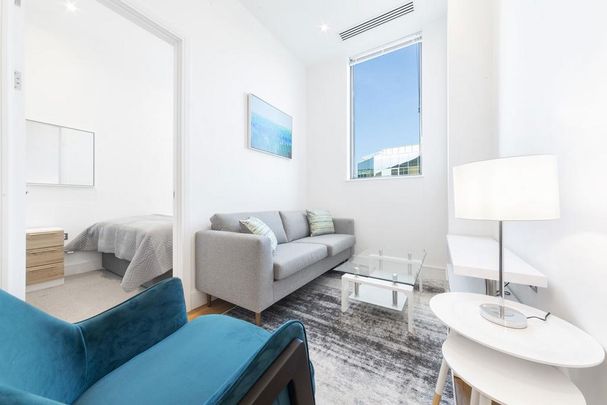 1 bedroom flat to rent - Photo 1