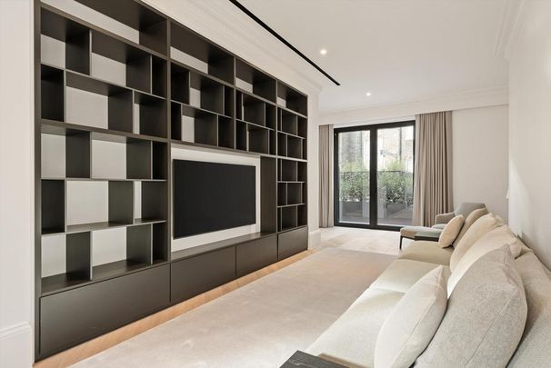 4 bedroom terraced house to rent - Photo 1