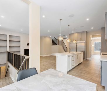 For Lease - 1961 CEDARLAKES Way, Greely - Metcalfe - Osgoode - Vern... - Photo 2