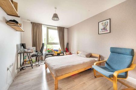 New Willow House, Plaistow, E13 - Photo 3