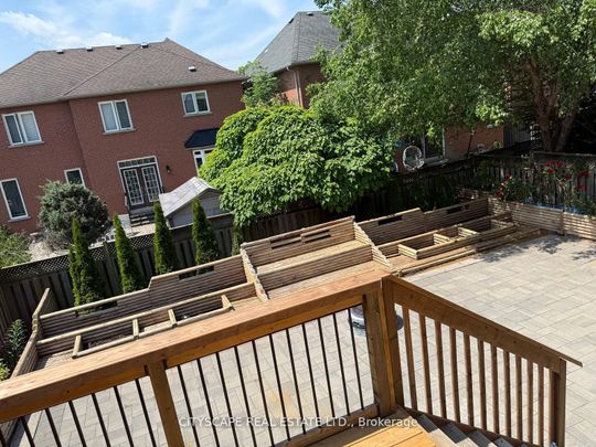 For Lease - 194 Tawny Crescent, Oakville, Ontario - Photo 1