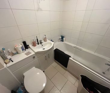 2 bedroom apartment to rent Farnham Court, Bond Lane, Loughborough,... - Photo 5