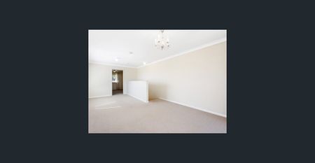 Contemporary 3x2 Townhouse Moments from the Vic Park Café Strip - Photo 3