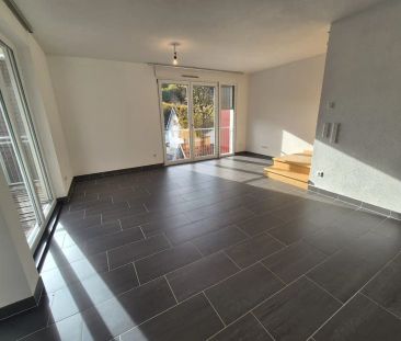 Neuwertig, modern, naturnah – Ihr Zuhause über zwei Etagen in Grafenau - Photo 1