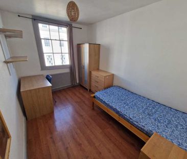 5 Bed Student Accommodation - Photo 1