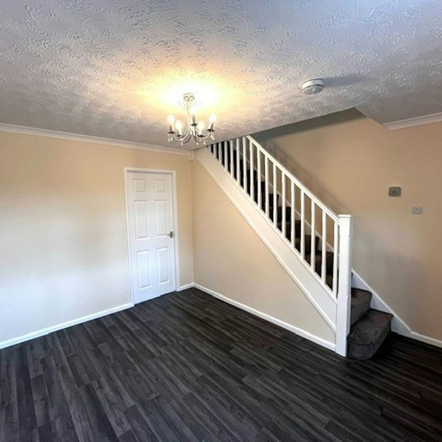 Semi-detached house to rent on - Photo 1