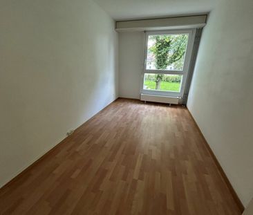 Shared kitchen of 4.5 rooms, child-friendly, beautiful view - Photo 2