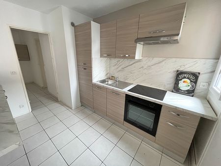 Location Appartement 2 pièces 48m² - Photo 5