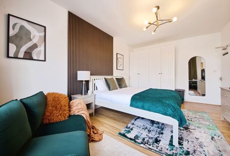 4 Bed Maisonette, B, N13 - Photo 2