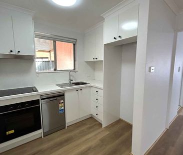Choice of Two Newly Renovated One Bedroom Units! - Photo 2