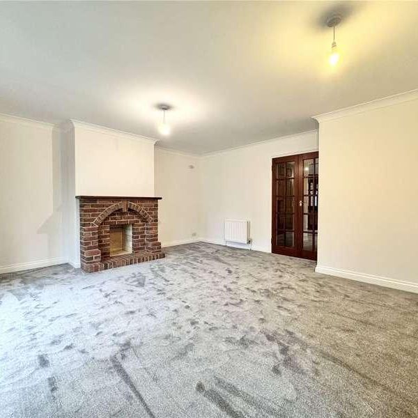 Brooklands, Alum Chine Road, Bournemouth, Dorset, BH4 - Photo 1