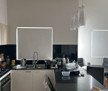 Modern Apartment with Stunning Views – Sky Gardens Building - Photo 6