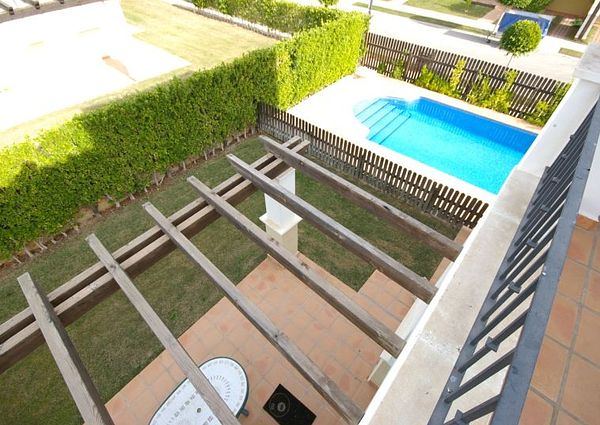 MSR-PO2LTR-3BEDROOMS AND 3 BATHS NICE VILLA AVAILABLE IN LA TORRE