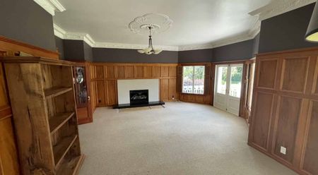 Country Villa Living in Tamahere - Photo 4