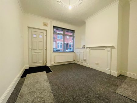 2 Bed House - Photo 2