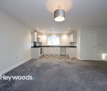 2 bed bungalow to rent in Calvin Court, Holt Lane, Kingsley, Stoke-... - Photo 5