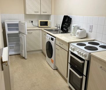 1 Bed Flat, John Knox Court, AB24 - Photo 3