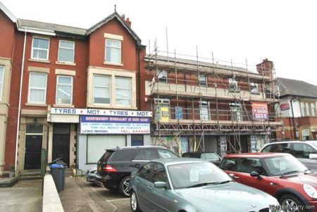 2 bedroom property to rent in Blackpool - Photo 3