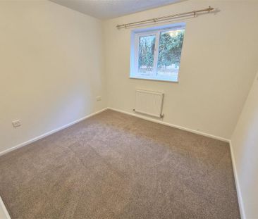 2 bedroom detached bungalow to rent - Photo 4