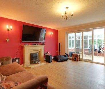 Lytham Drive, Winsford, CW7 - Photo 4