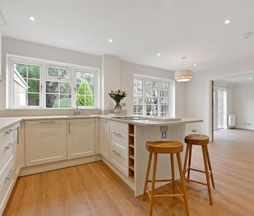 4 bedroom detached house to rent - Photo 5