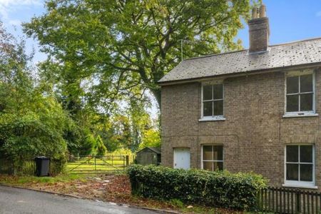 1 bedroom semi-detached house to rent - Photo 3