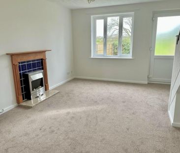 2 bedroom semi-detached house to rent - Photo 6