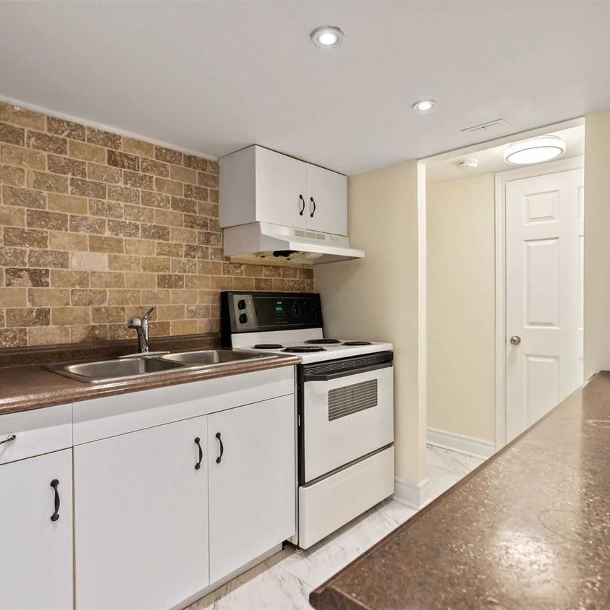 For Lease - 743 Lublin Avenue, Pickering, Ontario - Photo 1