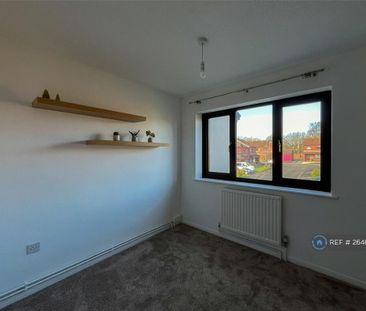 2 bedroom terraced house to rent - Photo 4