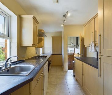 5 bedroom maisonette to rent - Photo 4