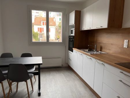 Location Appartement 4 pièces 86 m2 à Rodez - Photo 4