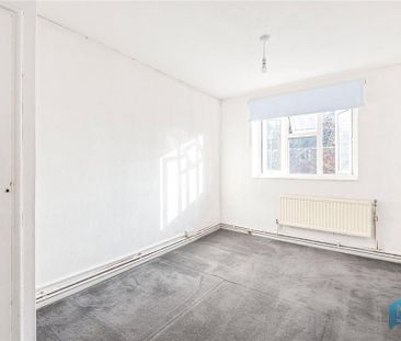 3 bedroom apartment to rent - Photo 6