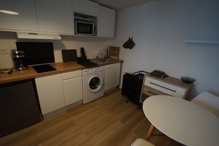 LILLE - APPARTEMENT - T2 MEUBLE - Photo 5