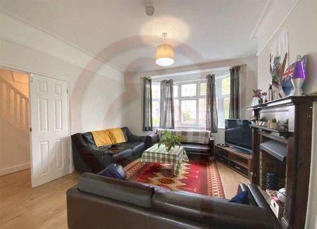 Lillian Avenue, Acton, W3 - Photo 2