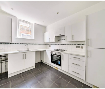 Modern Two Bedroom Maisonette for Rent in London, W7 - Photo 1