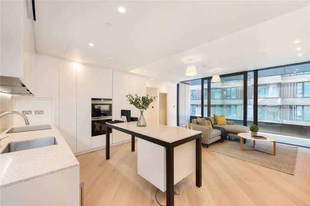 A fantastic 2 bedroom apartment in the iconic Television Centre development. - Photo 1