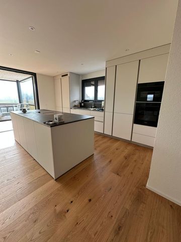 FIRST-TIME OWNERSHIP - LUXURIOUS 5.5-ROOM MAISONETTE APARTMENT - Photo 3