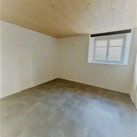 Appartement à louer 4 pièces 82.5m² - Photo 3