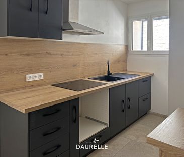 Location Appartement 2 pièces 37m² CHATEAURENARD 13160 - Photo 2