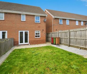 3 bedroom semi-detached house to rent - Photo 5