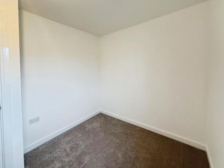 2 bedroom end of terrace house to rent - Photo 3
