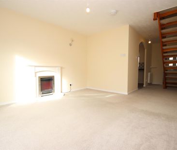 2 bed Terraced House for let - Photo 4