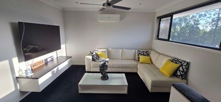 Upper Coomera - Photo 2