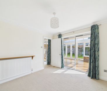 Bella Vista, Woodmancote, Cheltenham, GL52 - Photo 3