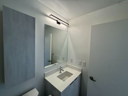 For Lease - 2485 Eglinton Avenue Unit# 321, Mississauga, Ontario - Photo 2